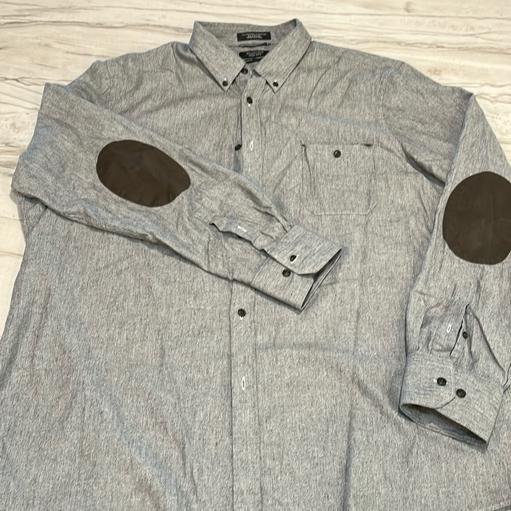 Nordstrom XXL Herringbone button up with Leather Elbow Patches